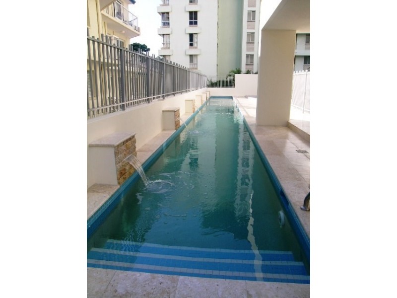 30 Garfield Terrace, Surfers Paradise QLD 4217