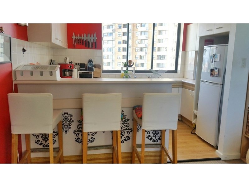 18 Hanlan Street, Surfers Paradise QLD 4217