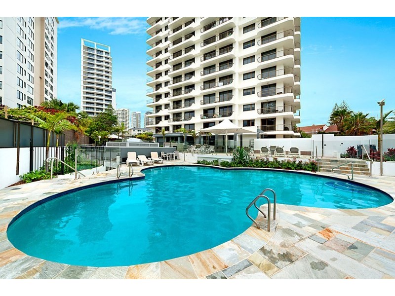 4 Britannia Avenue, Broadbeach QLD 4218