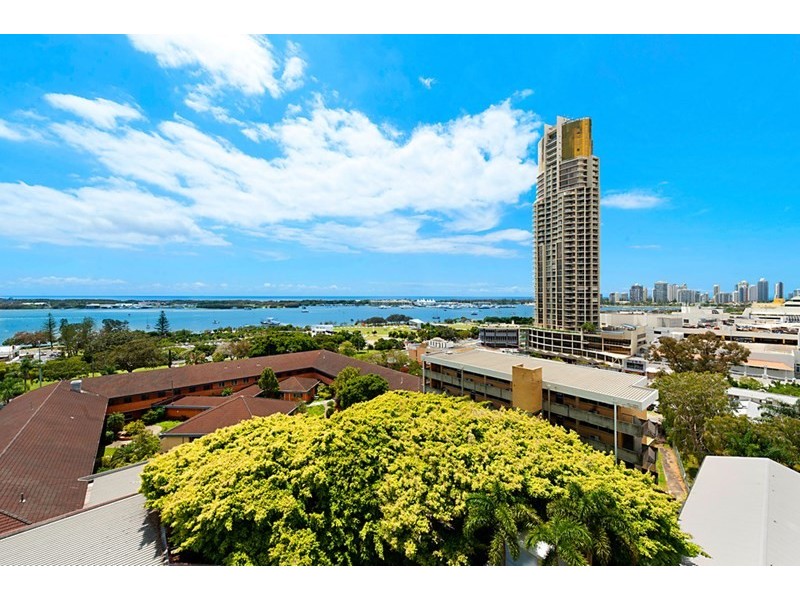 105 Scarborough Street, Southport QLD 4215