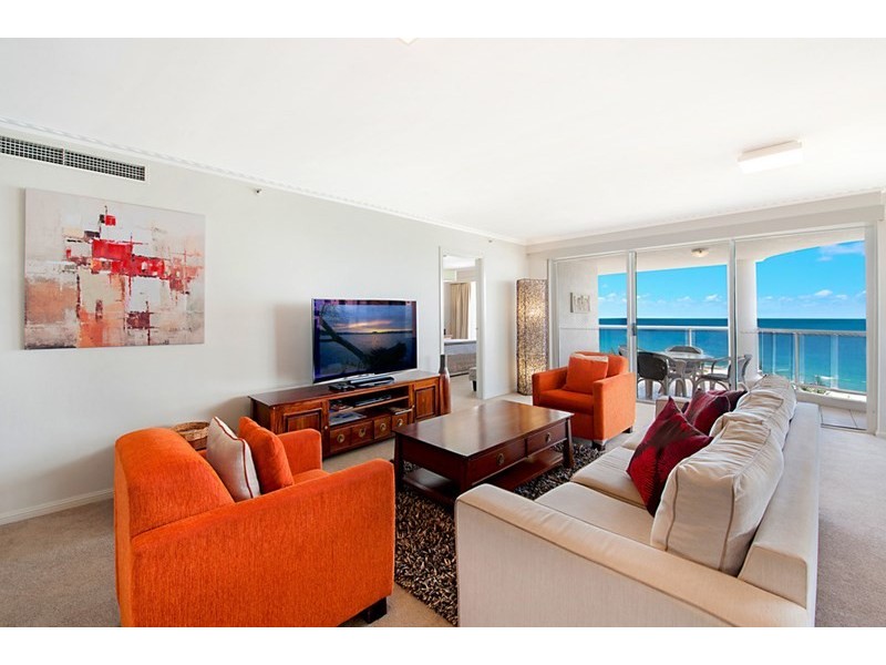 1 Hughes Avenue, Main Beach QLD 4217