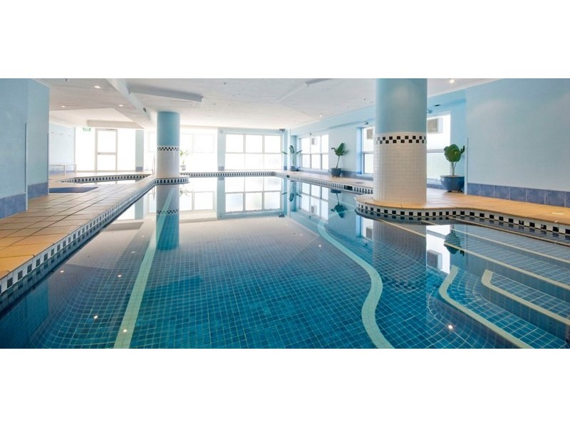 1 Hughes Avenue, Main Beach QLD 4217