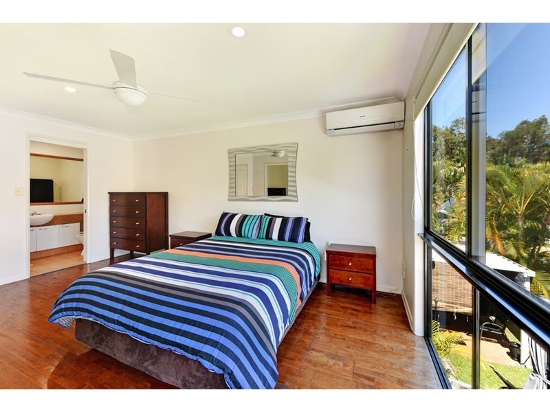 Villa 10, 15 Esther Place, Bundall QLD 4217