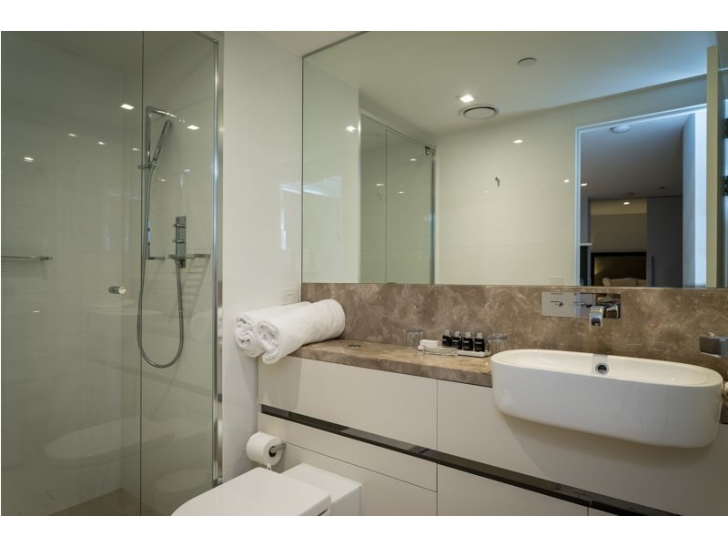 4 The Esplanade, Surfers Paradise QLD 4217