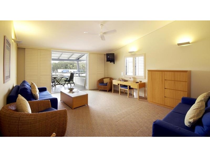 South Stradbroke QLD 4216