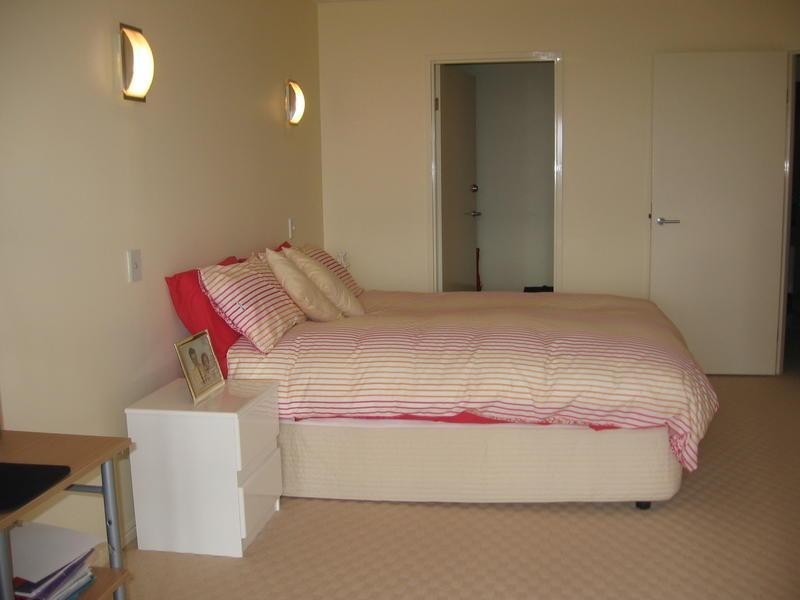 Main Beach QLD 4217