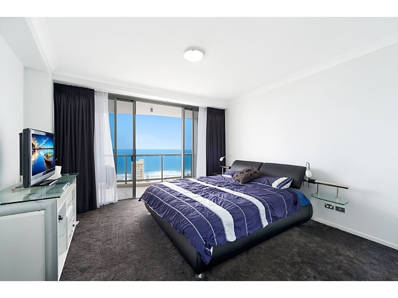 23 Ferny Avenue, Surfers Paradise QLD 4217