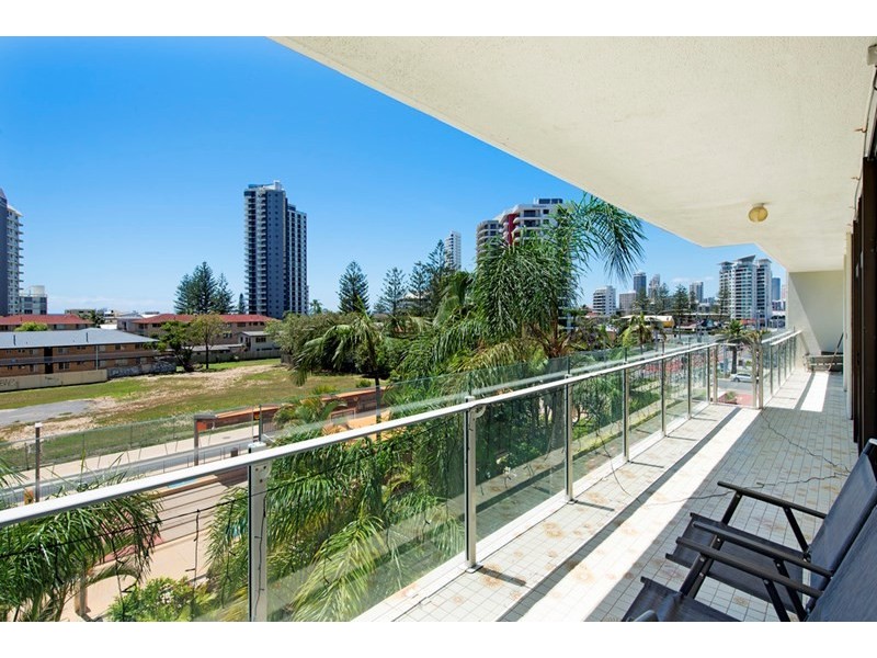 33 Thornton Street, Surfers Paradise QLD 4217