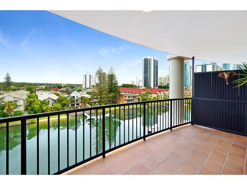 12 Paradise Island, Surfers Paradise QLD 4217