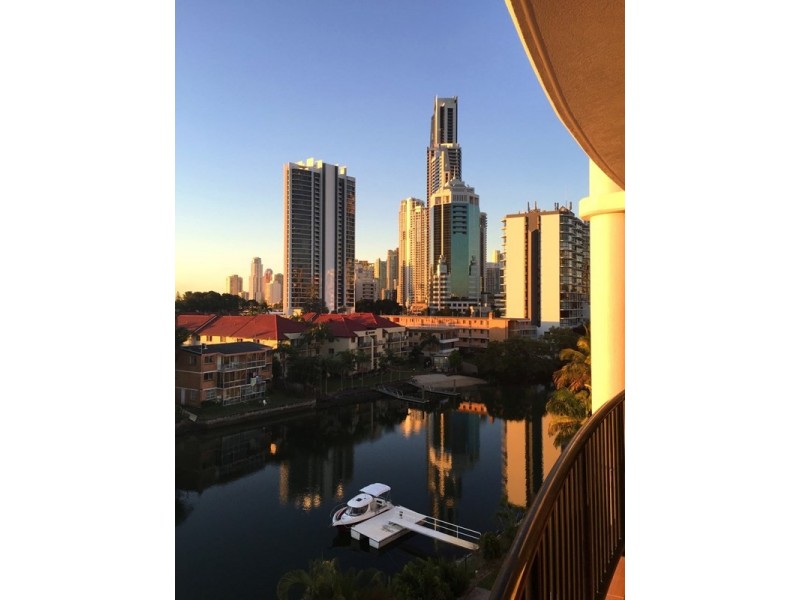 12 Paradise Island, Surfers Paradise QLD 4217