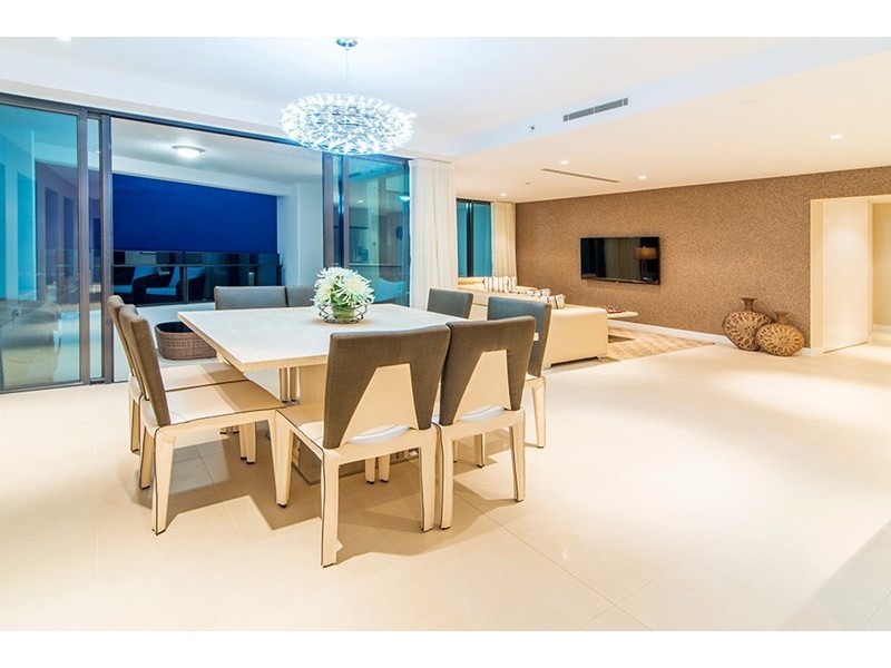 4 The Esplanade, Surfers Paradise QLD 4217