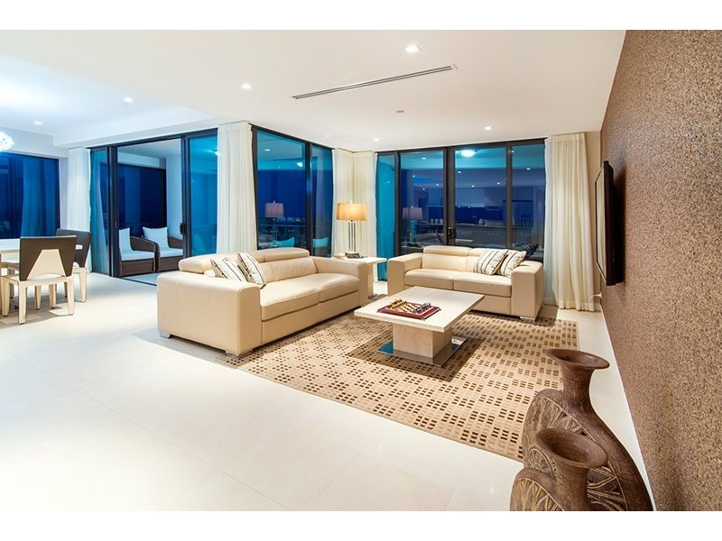 4 The Esplanade, Surfers Paradise QLD 4217