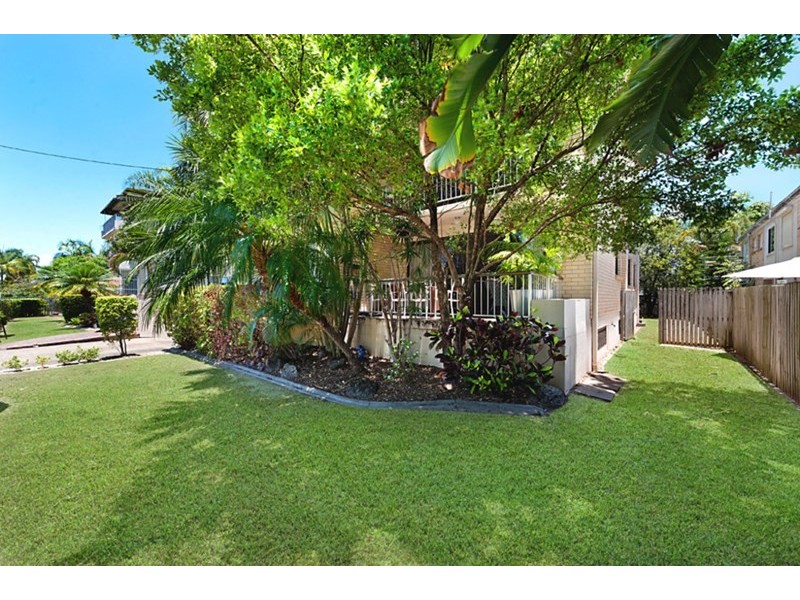 26 Stanhill Drive, Chevron Island QLD 4217