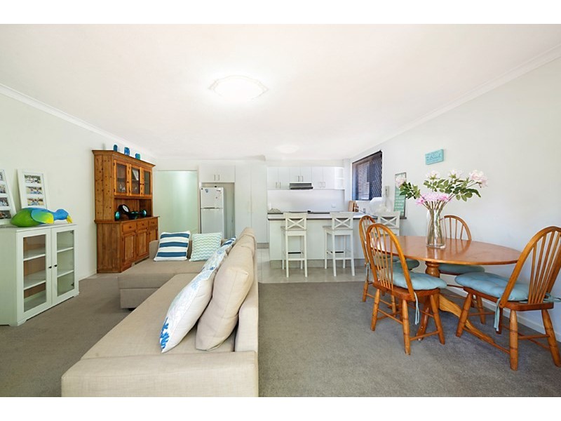 26 Stanhill Drive, Chevron Island QLD 4217