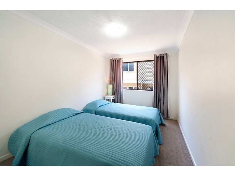26 Stanhill Drive, Chevron Island QLD 4217
