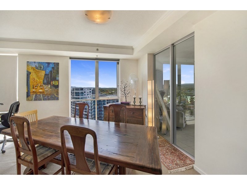 300 Marine Parade, Labrador QLD 4215