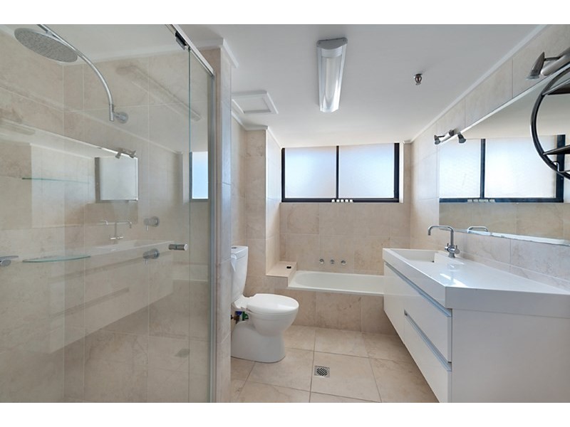 80 The Esplanade, Surfers Paradise QLD 4217