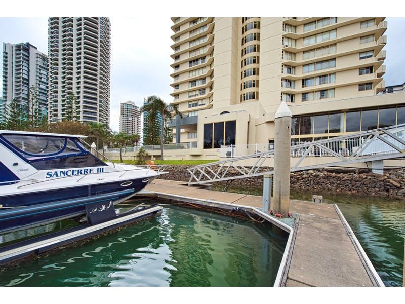 1 Serisier Avenue, Main Beach QLD 4217