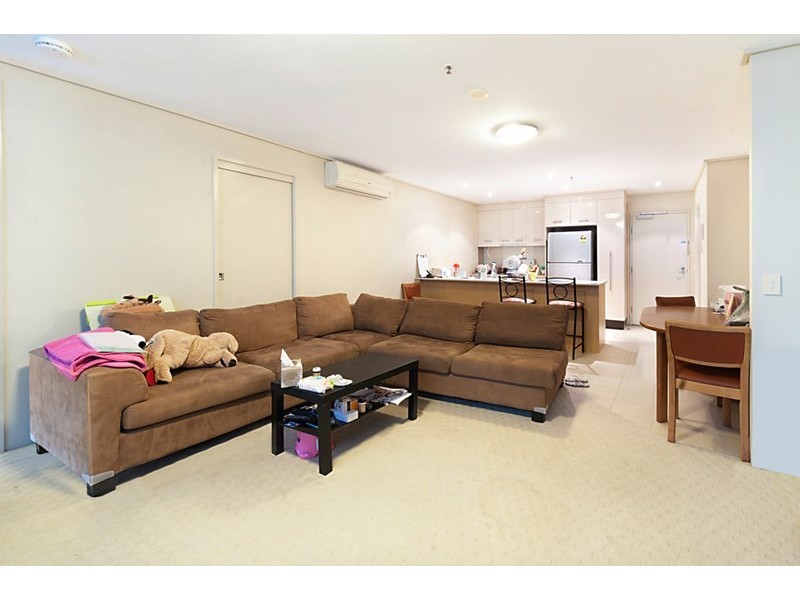 105 Scarborough Street, Southport QLD 4215