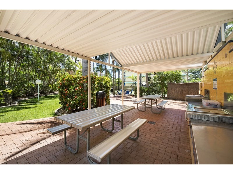 30 Laycock Street, Surfers Paradise QLD 4217