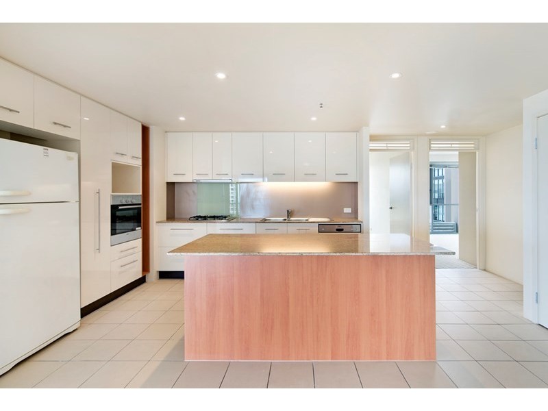 105 Scarborough Street, Southport QLD 4215