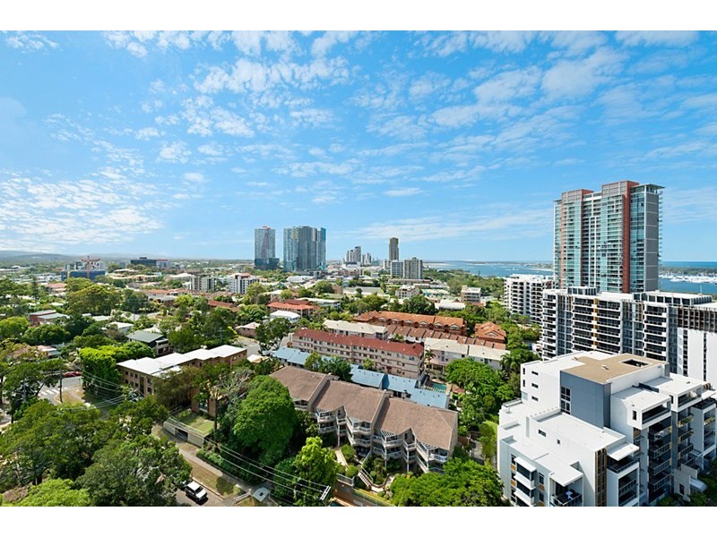 2 Aqua Street, Southport QLD 4215