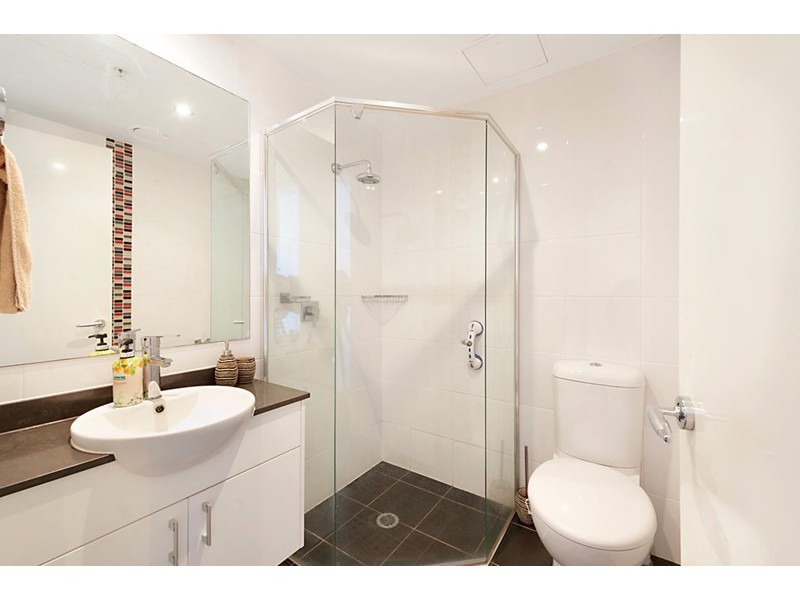 2 Aqua Street, Southport QLD 4215