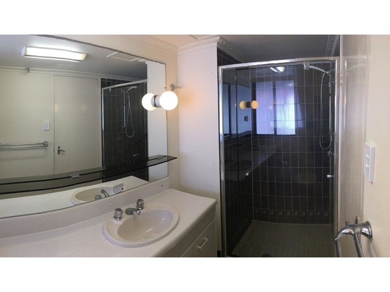 4 Old Burleigh Road, Surfers Paradise QLD 4217