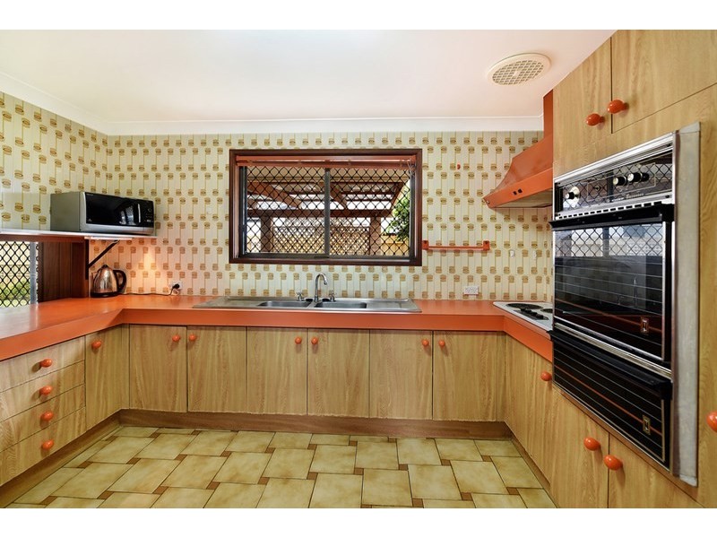 63 Honeyeater Drive, Burleigh Waters QLD 4220