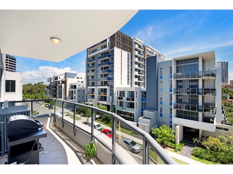 1 Aqua Street, Southport QLD 4215