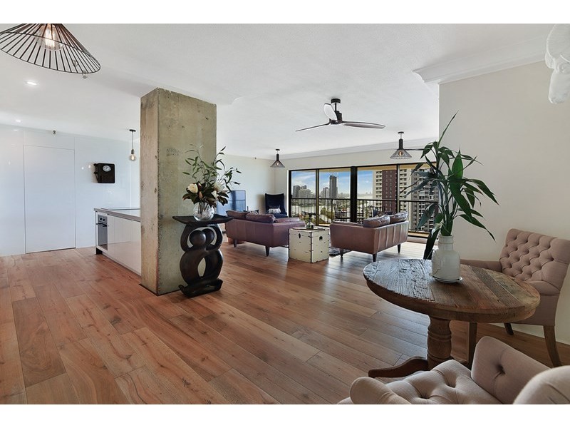 2 Admiralty Drive, Surfers Paradise QLD 4217