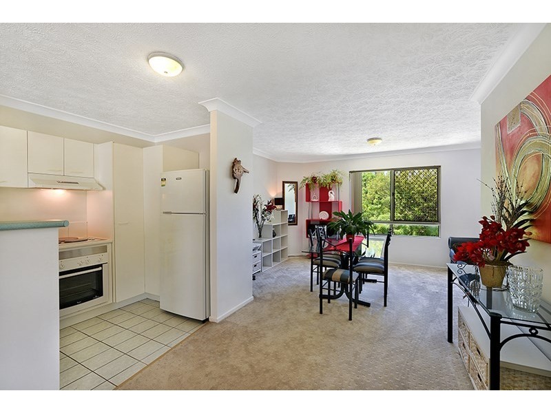 35 Palm Avenue, Surfers Paradise QLD 4217