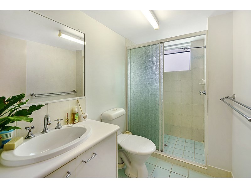 35 Palm Avenue, Surfers Paradise QLD 4217