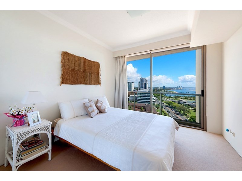 50 Marine Parade, Southport QLD 4215