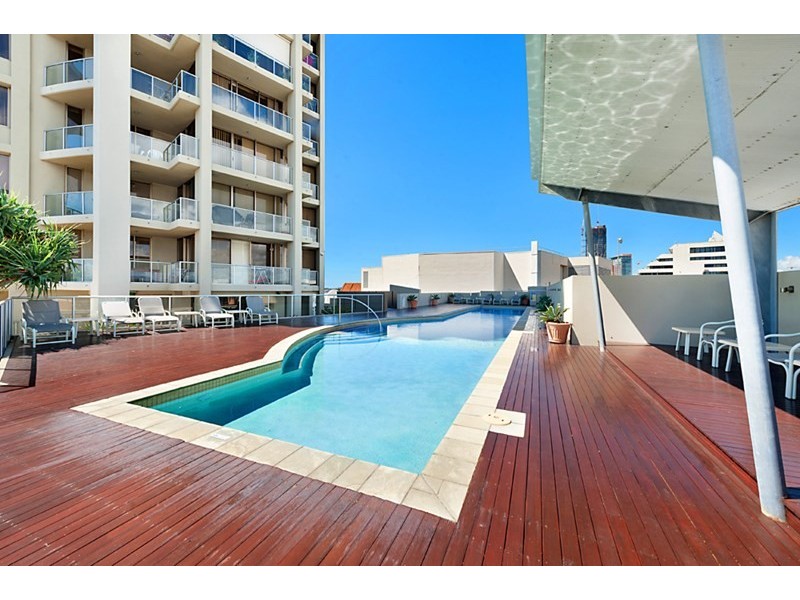 50 Marine Parade, Southport QLD 4215