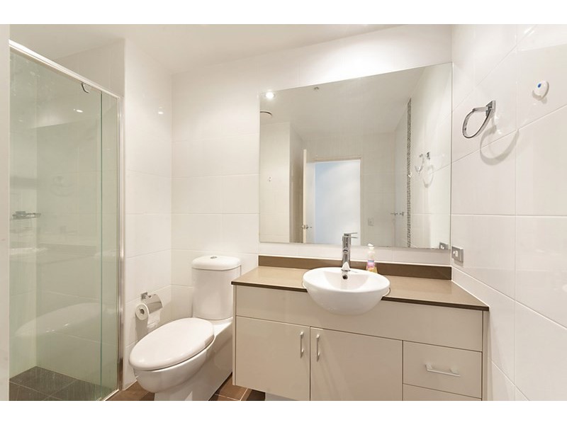 2 Aqua Street, Southport QLD 4215