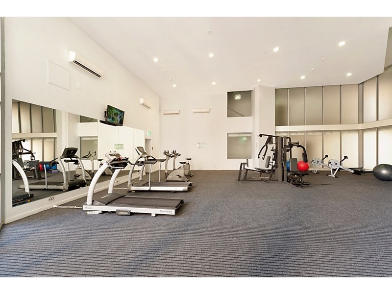 2 Aqua Street, Southport QLD 4215