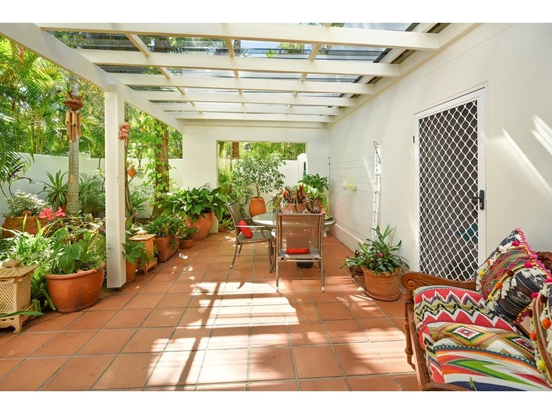 100 Cotlew Street East, Southport QLD 4215