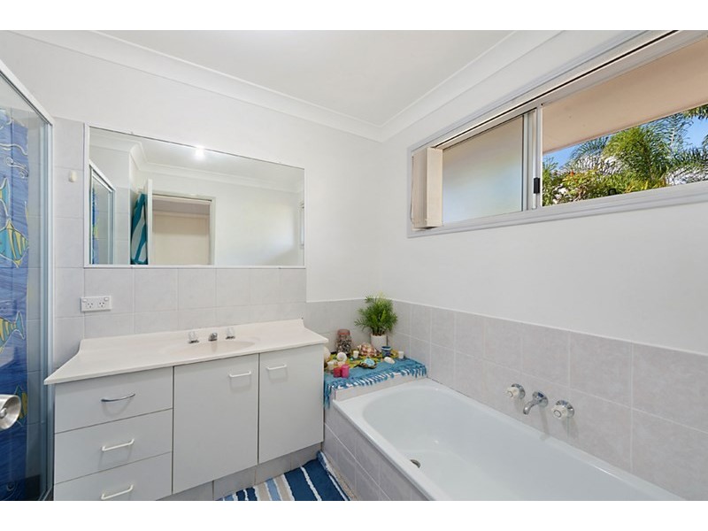 33 Edmund Rice Drive, Southport QLD 4215