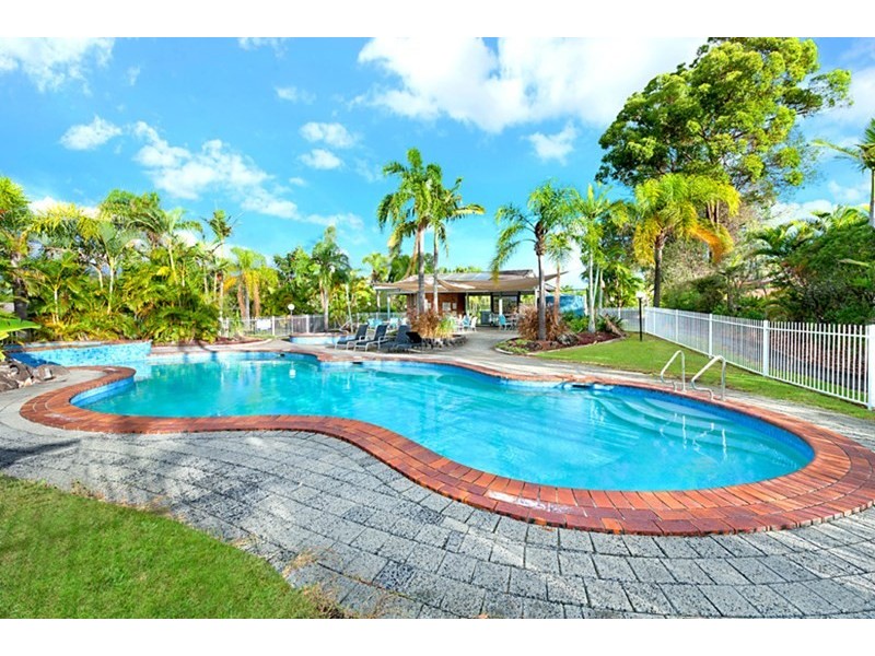 33 Edmund Rice Drive, Southport QLD 4215