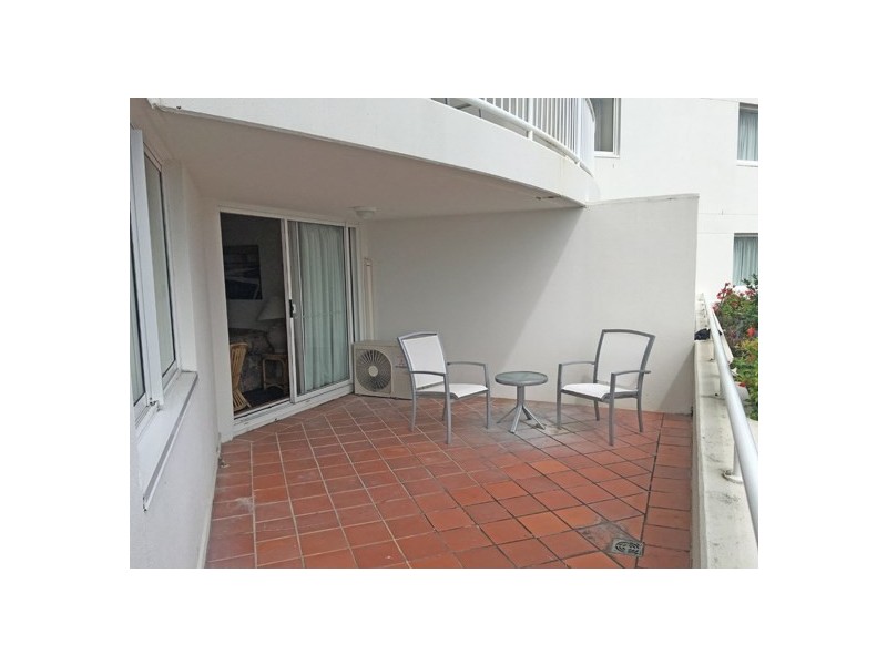 140 Ferny Avenue, Surfers Paradise QLD 4217