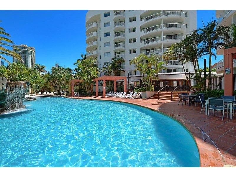 140 Ferny Avenue, Surfers Paradise QLD 4217