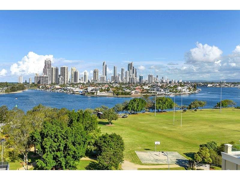 2 Aqua Street, Southport QLD 4215