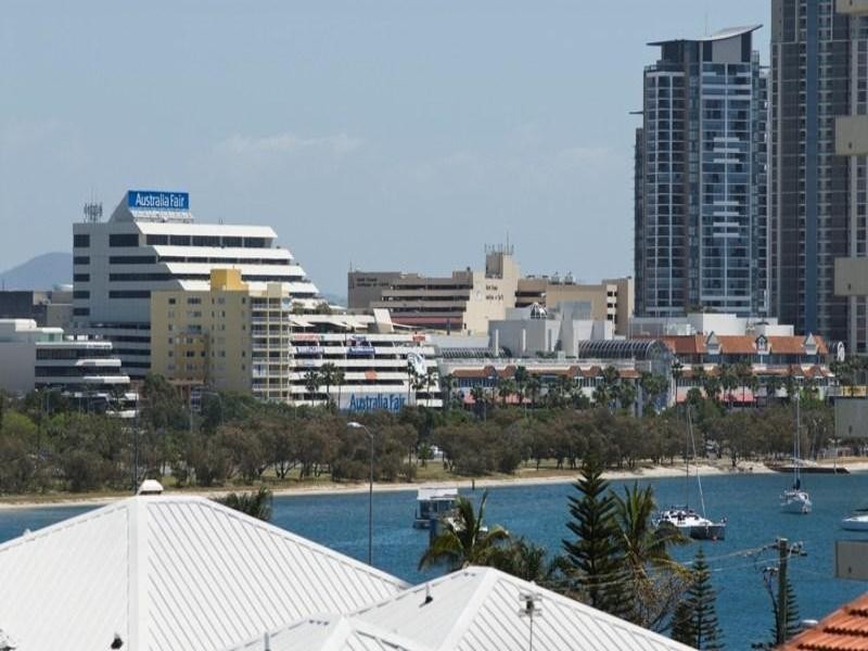 Main Beach QLD 4217