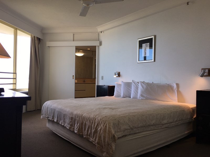 1 Serisier Avenue, Main Beach QLD 4217