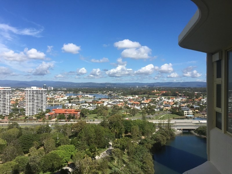 1 Serisier Avenue, Main Beach QLD 4217