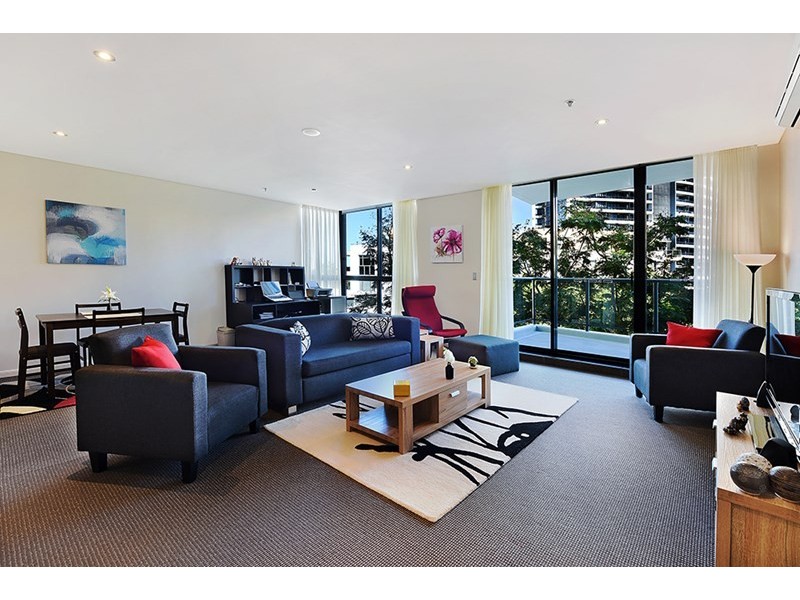 1 Aqua Street, Southport QLD 4215