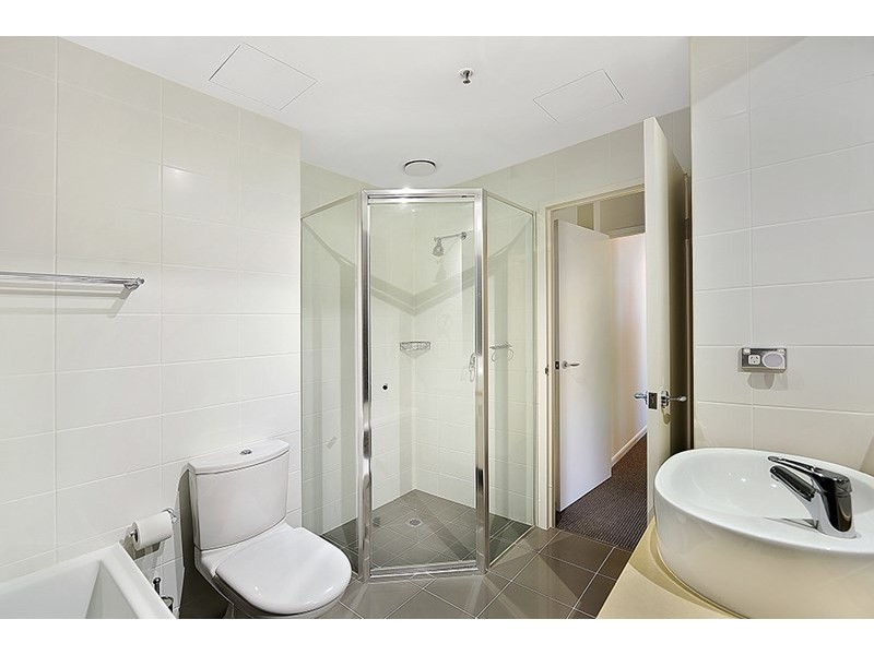 1 Aqua Street, Southport QLD 4215