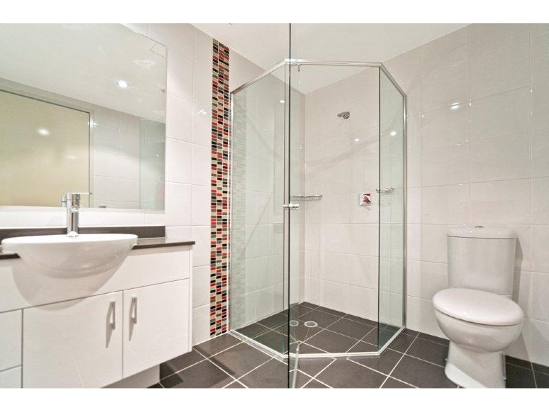 2 Aqua Street, Southport QLD 4215