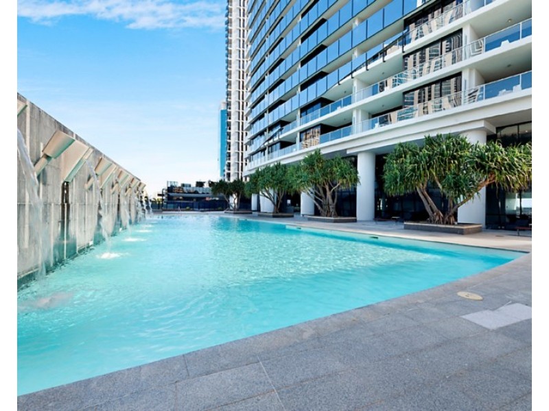 9 Ferny Avenue, Surfers Paradise QLD 4217